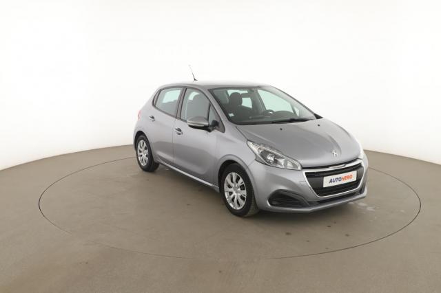Peugeot 208 image 9