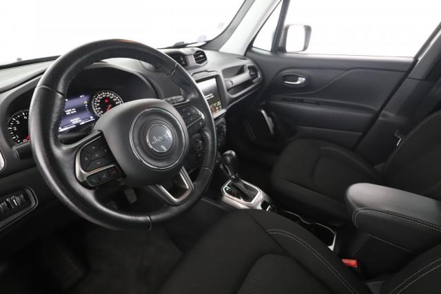 Jeep Renegade image 6