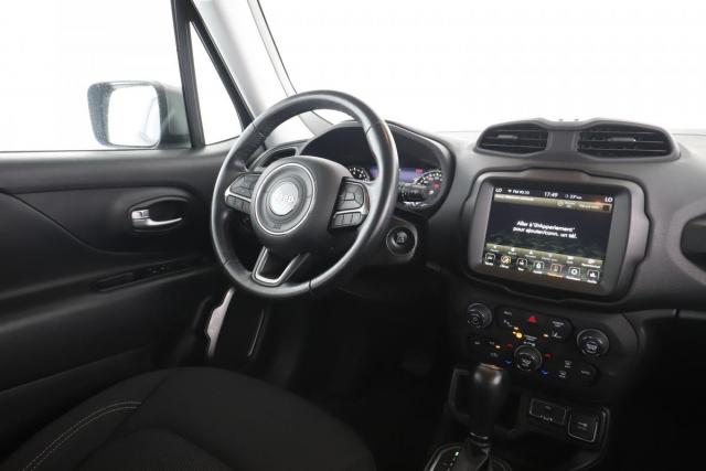 Jeep Renegade image 9