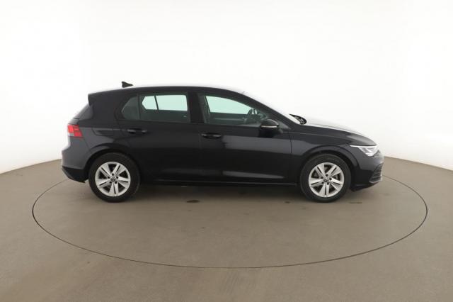 Volkswagen Golf image 9