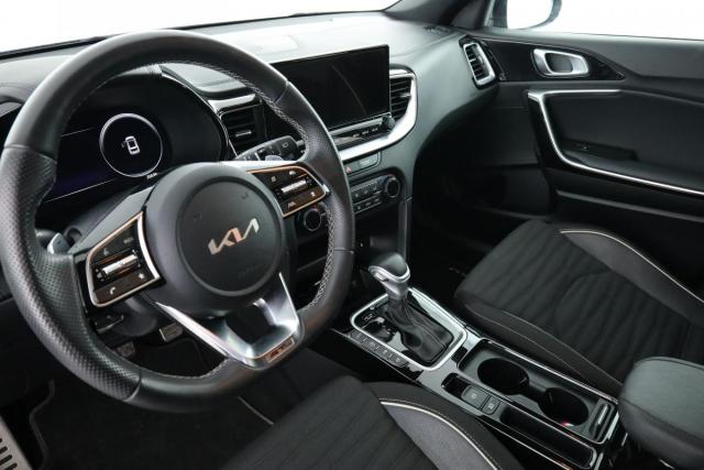 Kia Ceed image 8