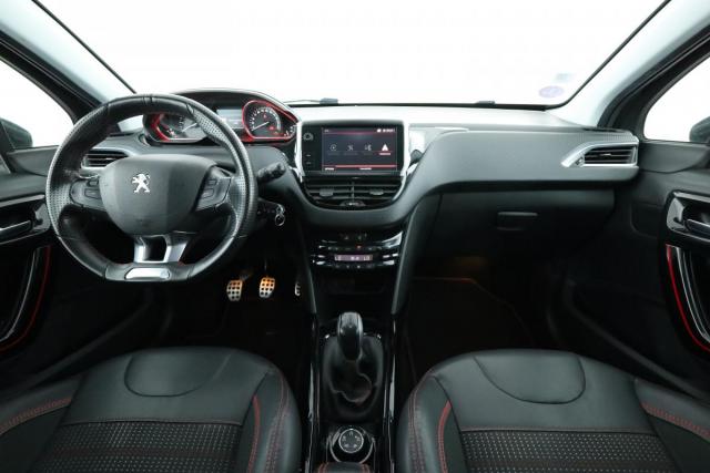 Peugeot 2008 image 1
