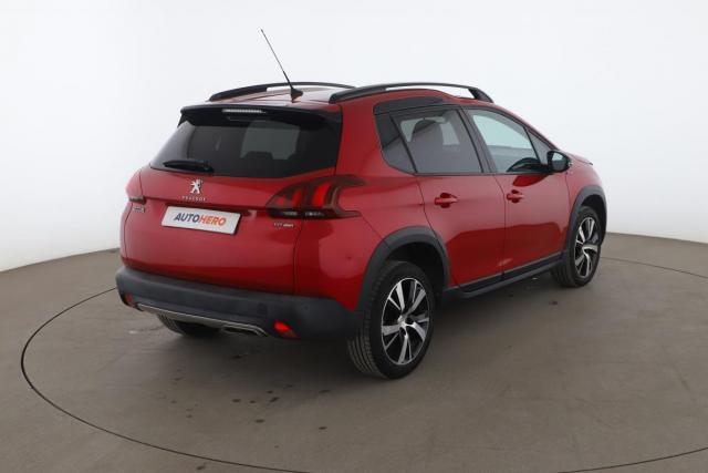 Peugeot 2008 image 8