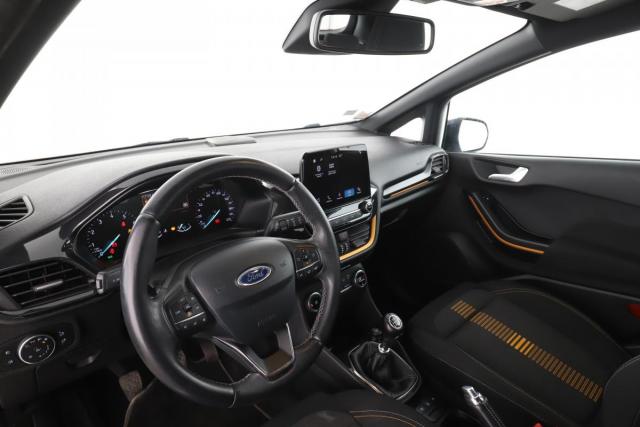 Ford Fiesta image 8