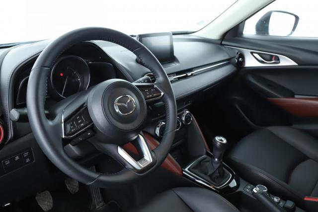Mazda Cx-3 image 5