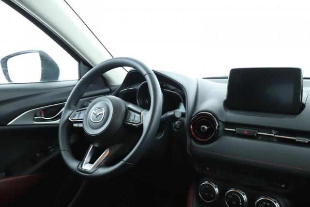 Mazda Cx-3 image 6