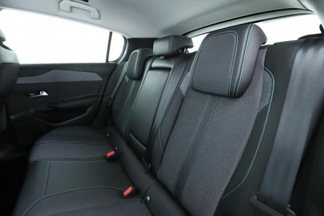 Peugeot 308 image 9
