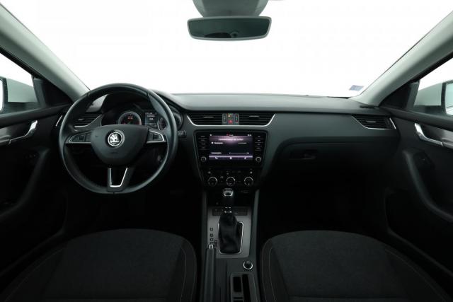 Skoda Octavia image 3