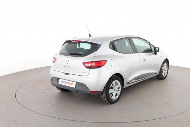 Renault Clio image 9