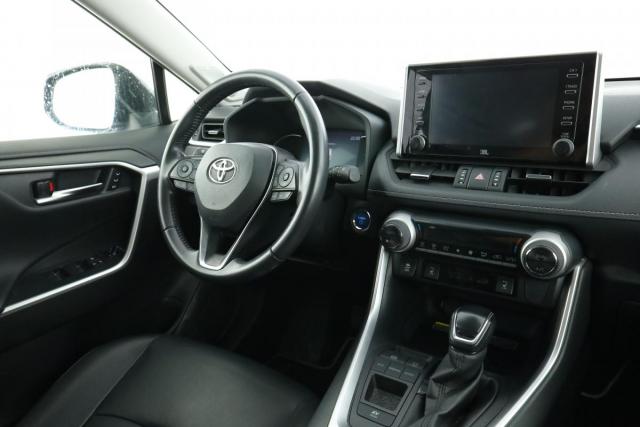 Toyota Rav4 image 9