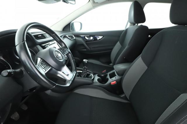 Nissan Qashqai image 1