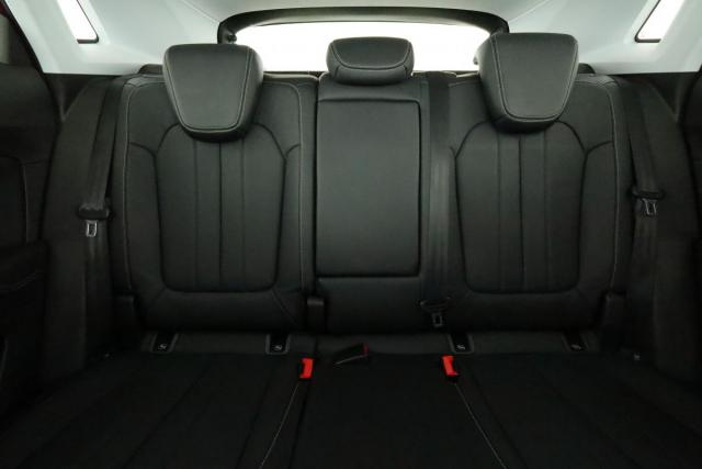Opel Grandland X image 2