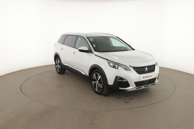 Peugeot 5008 image 2