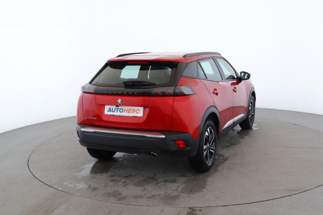 Peugeot 2008 image 2
