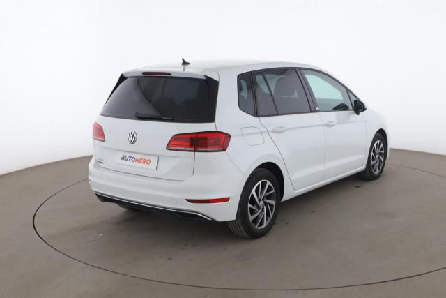 Volkswagen Golf Sportsvan image 4