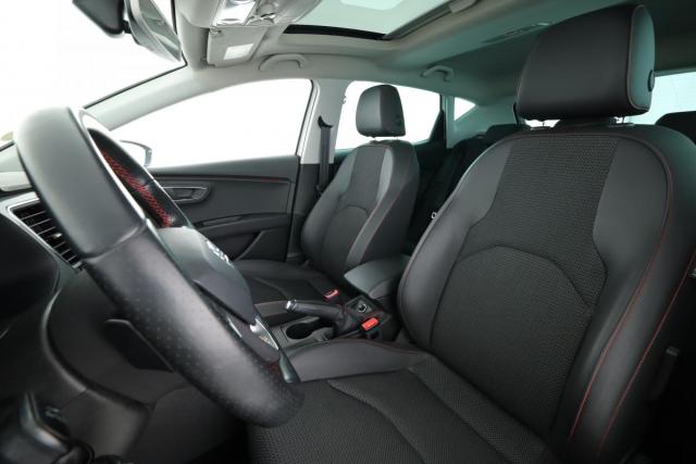 Seat Leon image 8