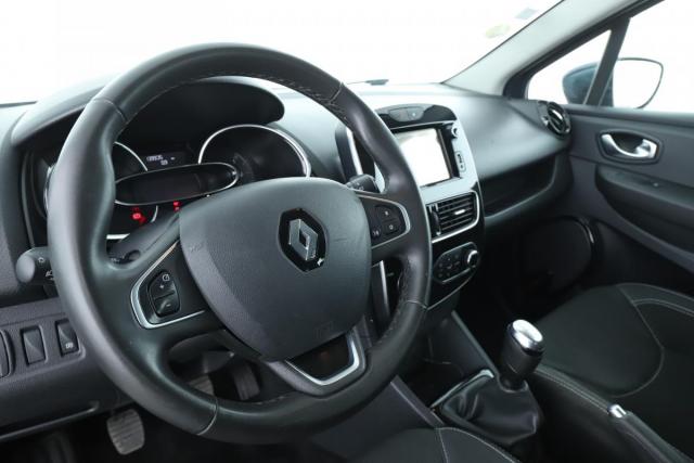 Renault Clio Estate image 6