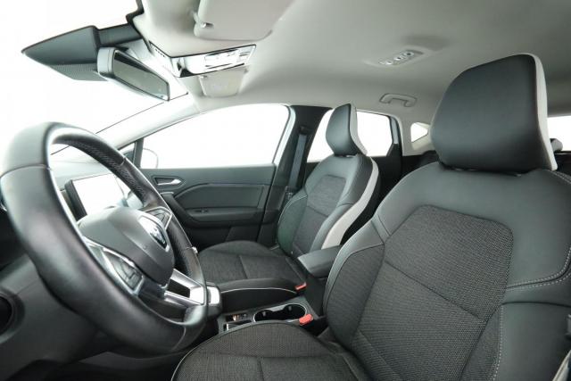 Renault Captur image 8