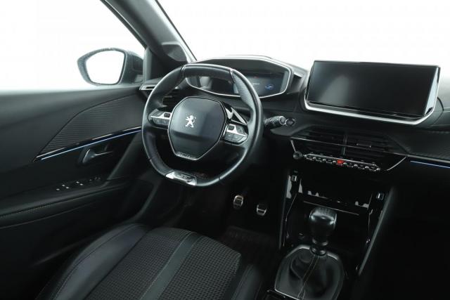 Peugeot 208 image 8