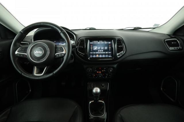 Jeep Compass image 1