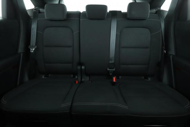 Ford Kuga image 5