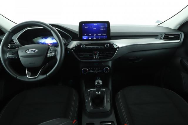 Ford Kuga image 7