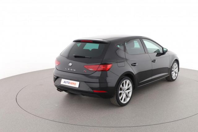 Seat Leon image 2