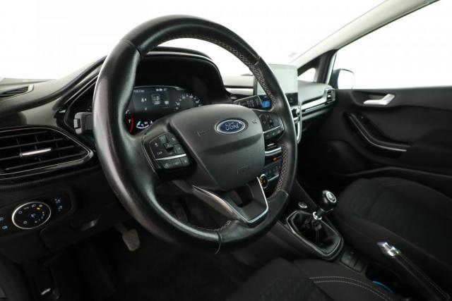 Ford Fiesta image 4
