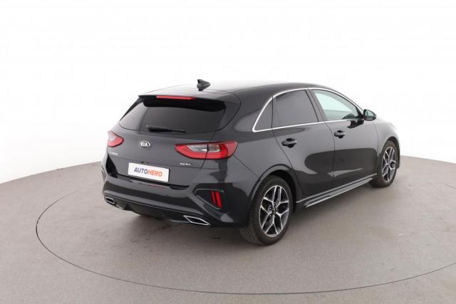 Kia Ceed image 2