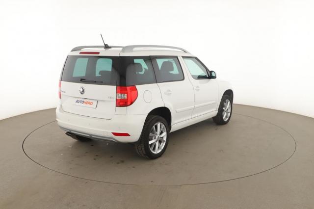Skoda Yeti image 7