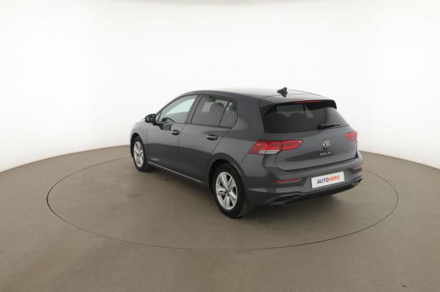 Volkswagen Golf image 2
