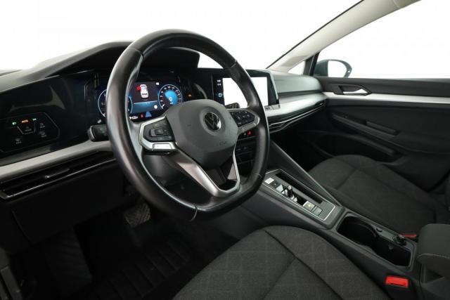 Volkswagen Golf image 9