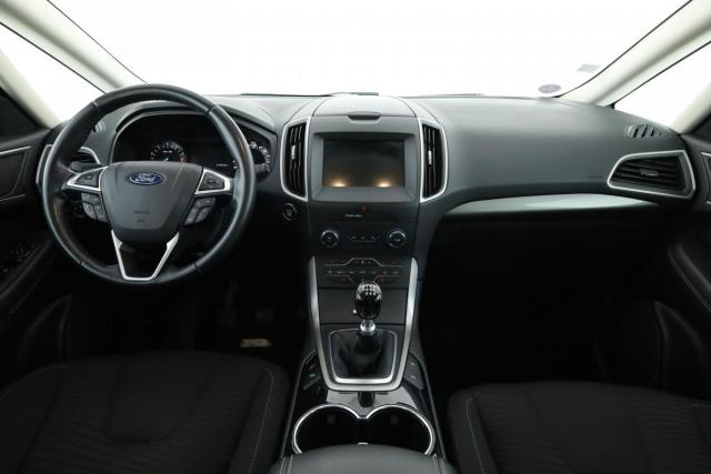 Ford S-Max image 7