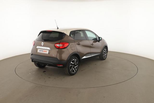 Renault Captur image 2