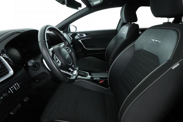 Kia Ceed image 7