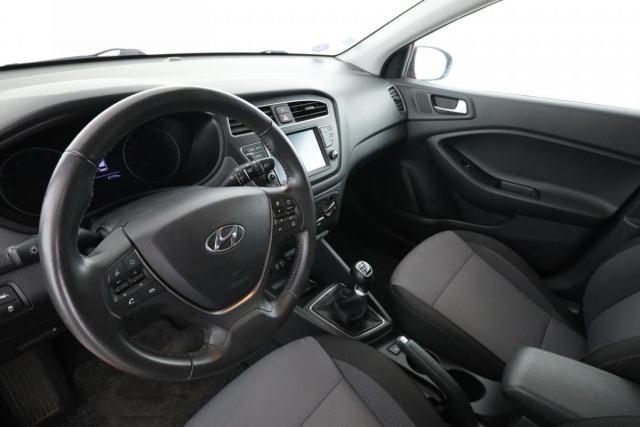 Hyundai I20 image 2