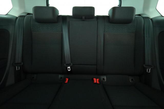 Volkswagen Golf image 1
