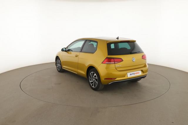 Volkswagen Golf image 5