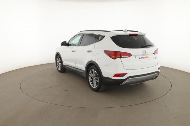 Hyundai Santa Fe image 1