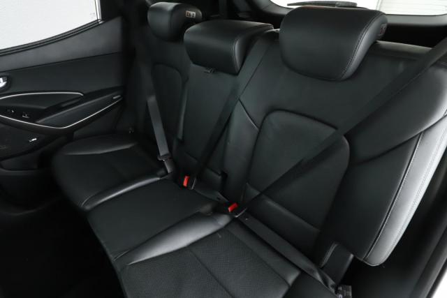 Hyundai Santa Fe image 5