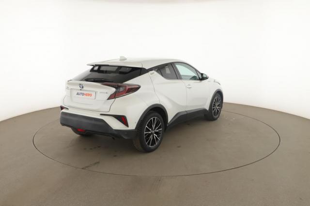 Toyota C-Hr image 1