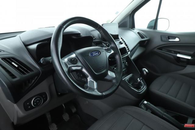 Ford Grand Tourneo Connect image 3