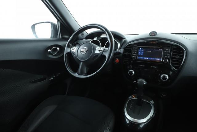 Nissan Juke image 8
