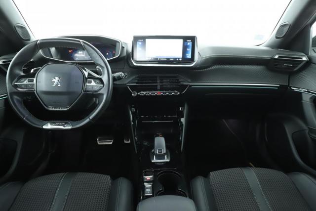 Peugeot 2008 image 7