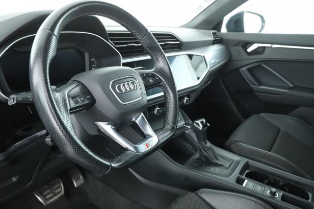 Audi Q3 image 1
