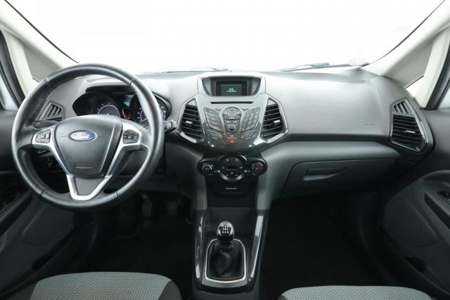 Ford Ecosport image 8