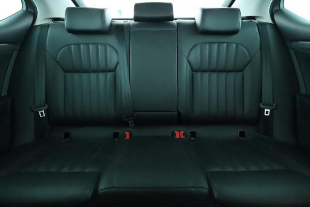 Skoda Superb image 2