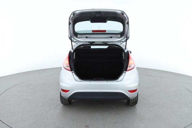 Ford Fiesta image 2