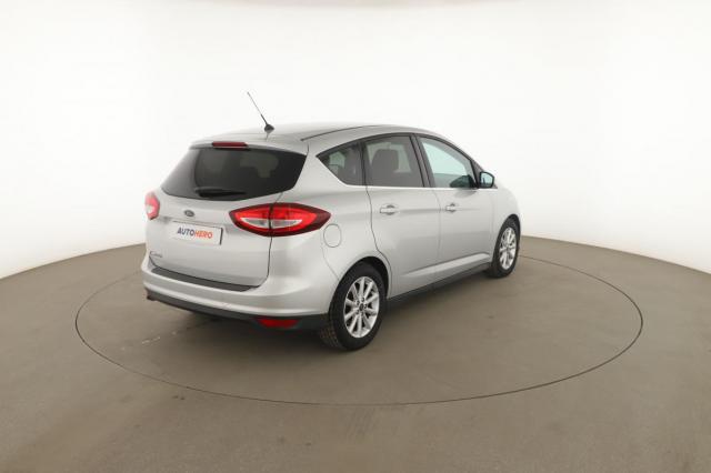 Ford C-Max image 9