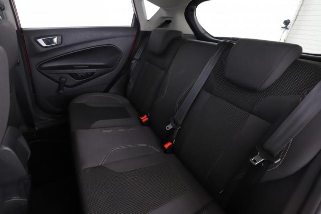 Ford Fiesta image 7